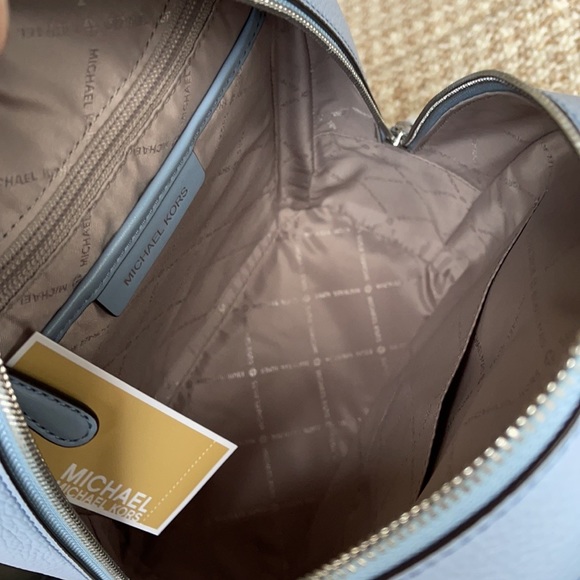 Michael Kors Adina MD Backpack Leather - Picture 14 of 16